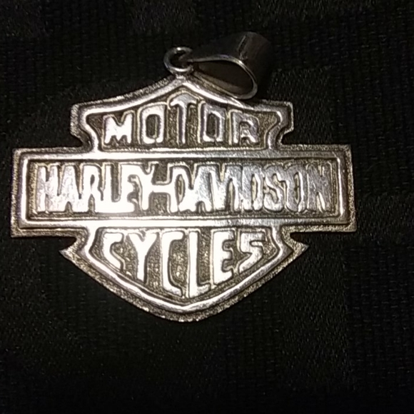Silver Harley Davidson pendant - Picture 2 of 3